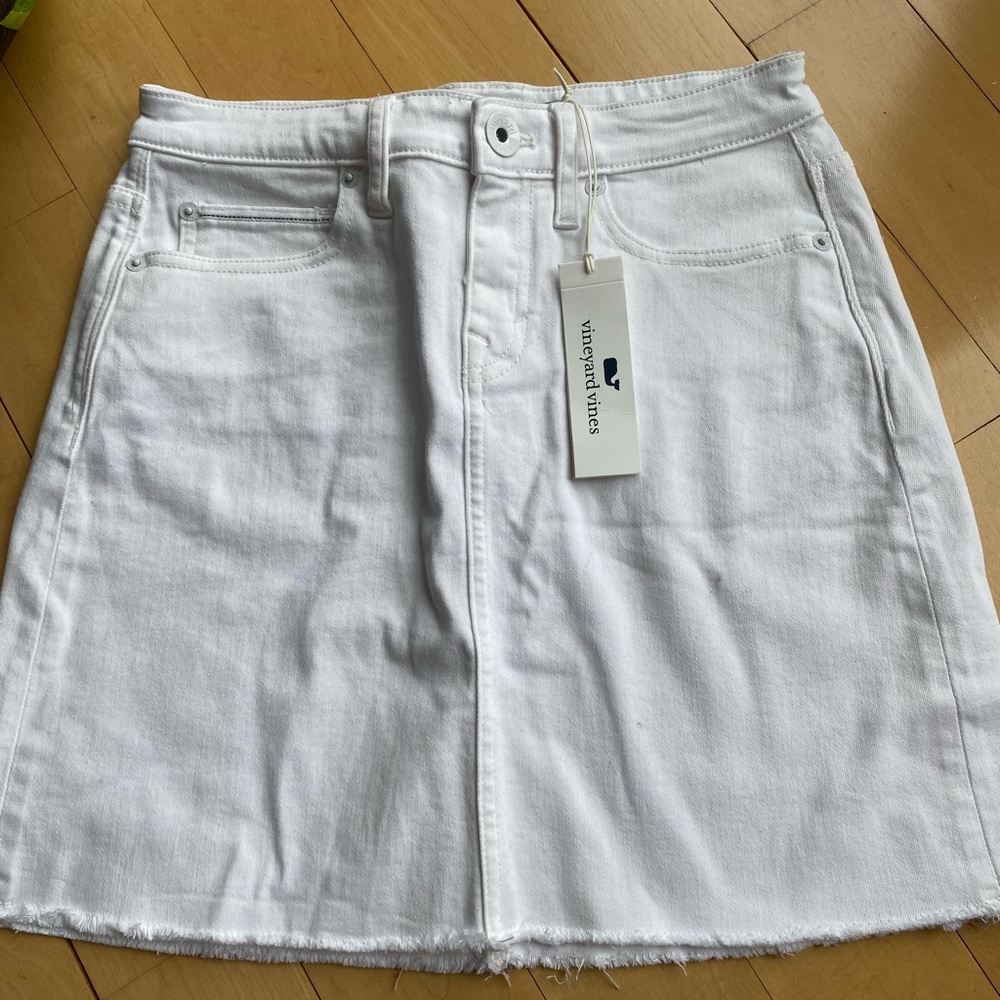 vineyard vines white jean skirt